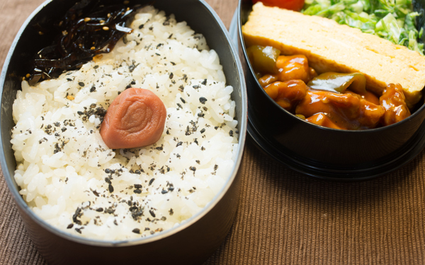 子どものお弁当、定番おかず「あり」が9割！ ダントツ人気最強おかずは？【パパママの本音調査】  Vol.327