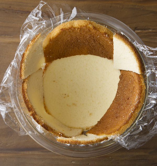 みきママ話題のお菓子本からとっておきレシピをご紹介！  GWに子どもと一緒に作りたい「かぶとのアイスケーキ」