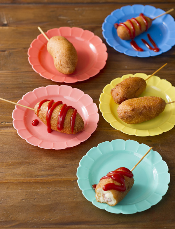 みきママ話題のお菓子本からとっておきレシピをご紹介！  GWに子どもと一緒に作りたい「かぶとのアイスケーキ」