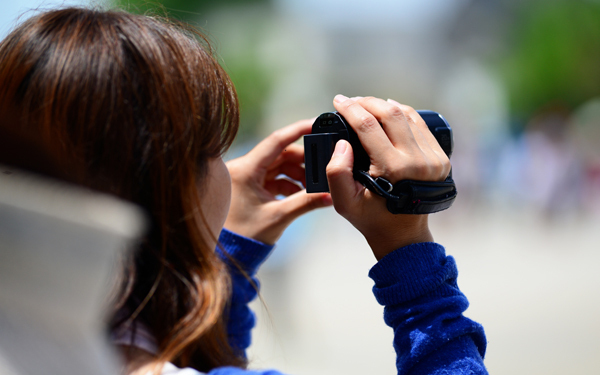 入学式に旅行、場違いファッション…「親がやってしまった」大失敗を調査