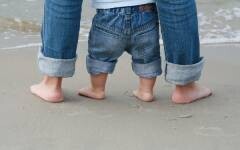 運動が苦手、姿勢が悪い、集中力がない…それって足が原因？【いつから？　どうやって？　疑問だらけの子どもの足育 第1回】