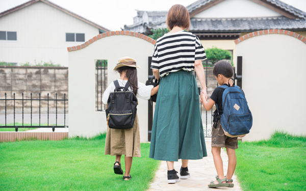 “子ども同士の喧嘩”をめぐる親の関与実態。6割の親がしていることは？【パパママの本音調査】  Vol.331
