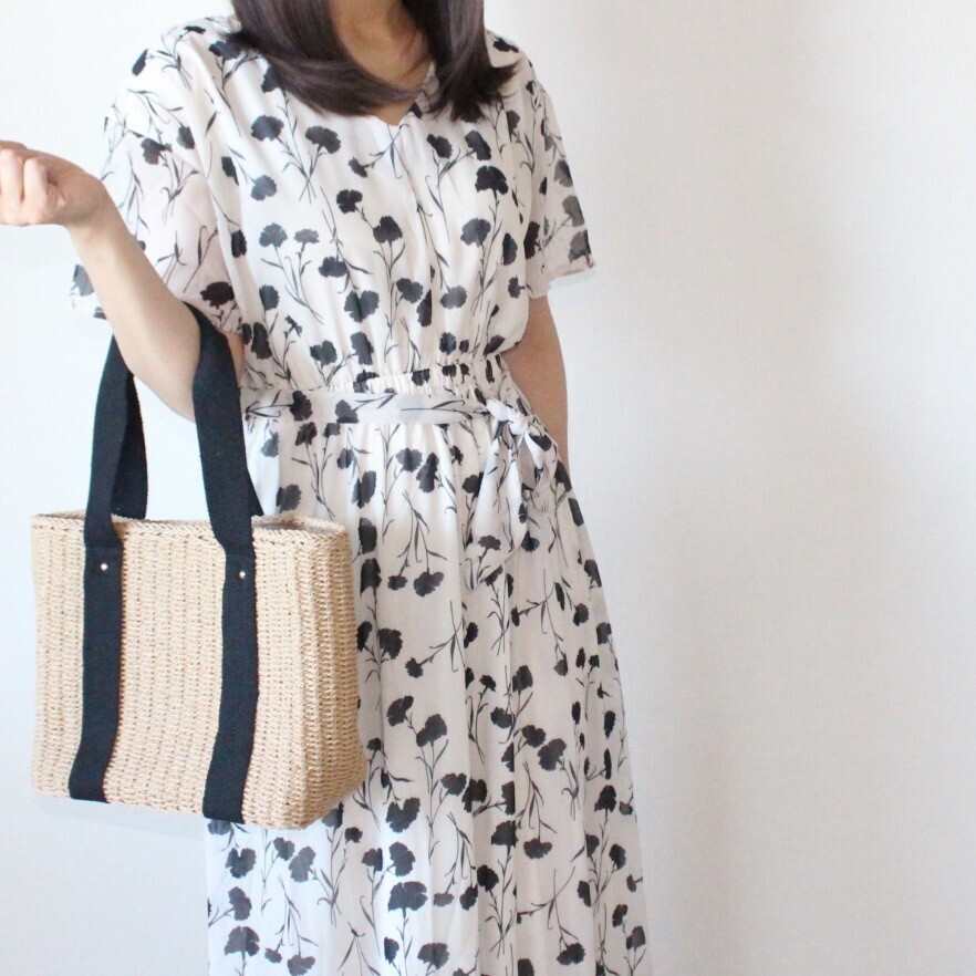 ヘルシーな肌見せ&揺れ感が魅力！ 夏まで使える大活躍ワンピ【しまりんごの毎日しまむらコーデ～アメブロトップブロガー～ Vol.47】