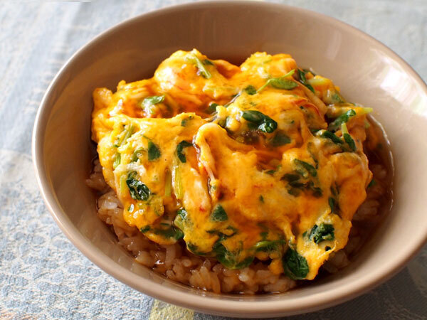 トロトロあんかけごはんで子ども食が進む！ 「カニカマたまご丼」【1品で大満足！ こどもどんぶり Vol.5】