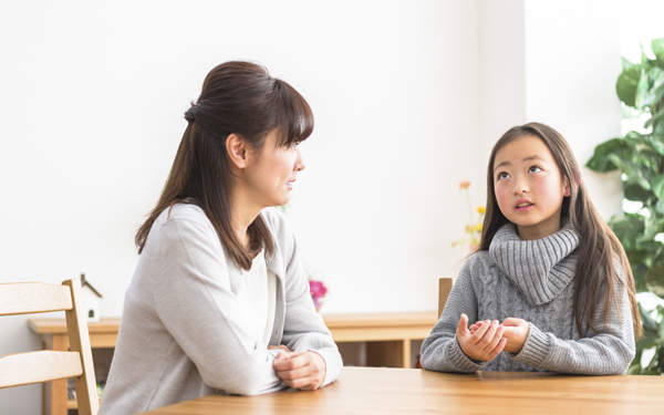 母親やめたい…苦悩する「反抗期の実態」。乗り越えた親が語る向き合い方【パパママの本音調査】  Vol.337