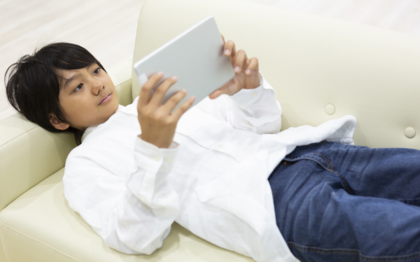 母親やめたい…苦悩する「反抗期の実態」。乗り越えた親が語る向き合い方【パパママの本音調査】  Vol.337