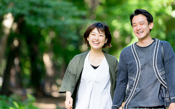 既婚者に聞いた「結婚相手に求めるもの」。1位“経済力”の裏に潜んだ思い【パパママの本音調査】  Vol.340