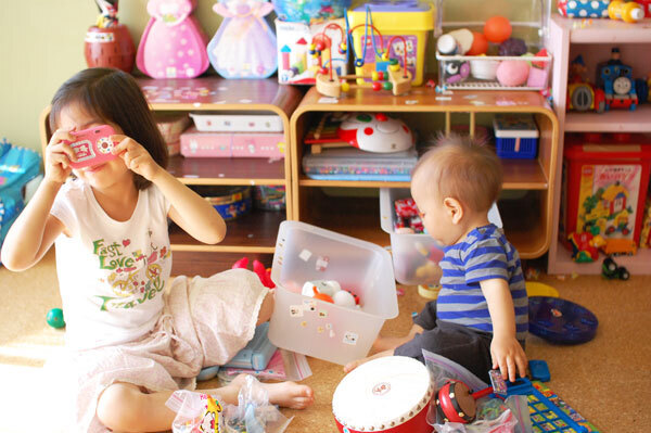 モノが多くて片づけが大変なのは当たり前！ 子育て期を大らかに過ごすための考え方