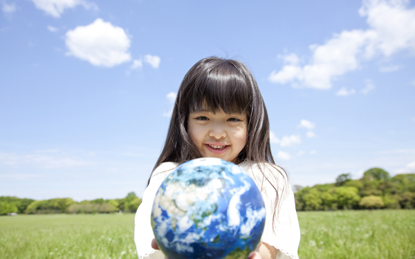 「ワンオペいたしません！」宣言が、子どもの考える力を伸ばす鍵となる【ボーク重子の世界基準の子育て 第2回】