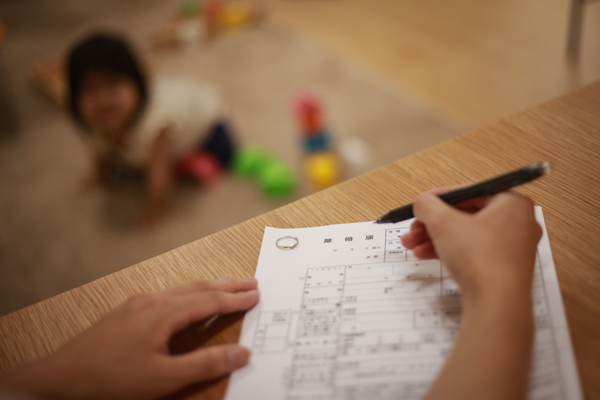 「夫、いらない！」収入なし、家事しない、姑付きの夫に爆発寸前【ココロで読み解く「ママのお悩み相談室」  第2回】