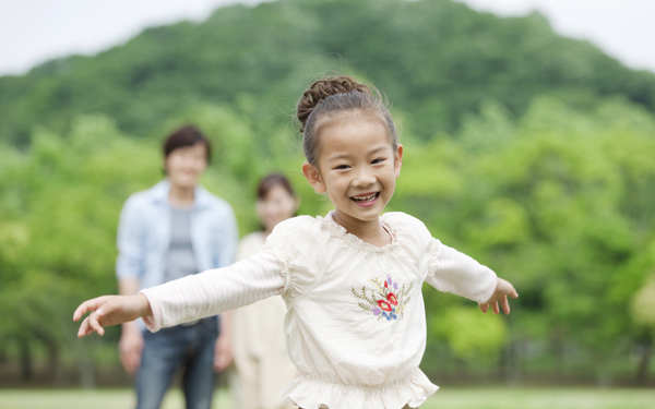 「そんなことしちゃダメ！」と言いがちな親たちへ【「ちゃんと失敗する子」の育て方 Vol.3】