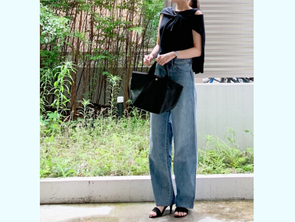 ユニクロ話題の神ボトムス！「カーブワイドパンツ」で大人の美脚コーデ【ユニクロ大人コーデ～アメブロ30代ファッション1位 Hanaさん ～ Vol.57】