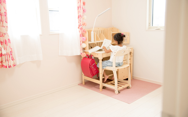 「学校に行くのがあたり前」の空気に苦しむ親子へ【樹木希林からの命のバトン 第2回】