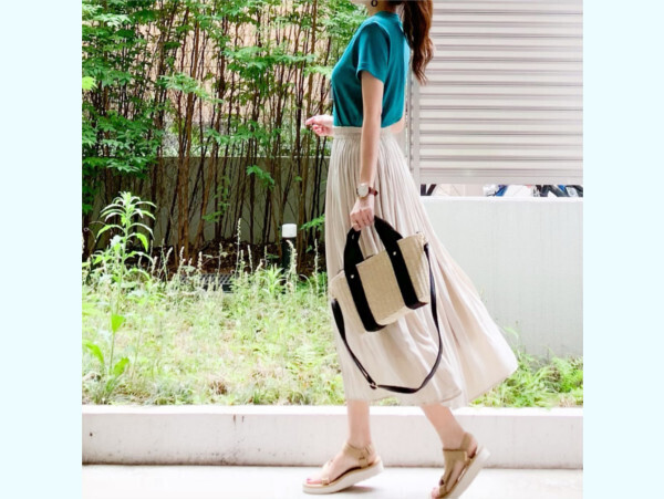 「ユニクロ」3つのブルーでつくる真夏の爽やかコーデ【ユニクロ大人コーデ～アメブロ30代ファッション1位 Hanaさん ～ Vol.58】