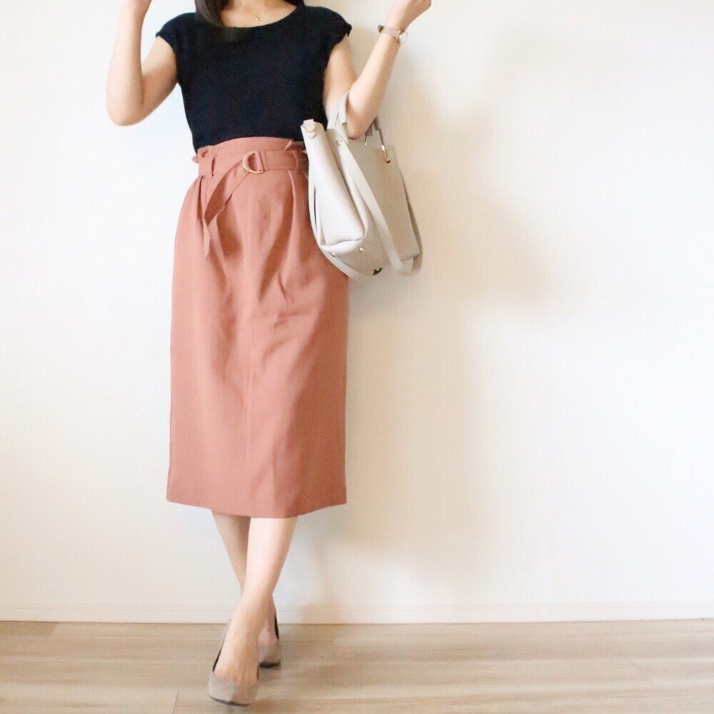 ほんのり「秋色」のきれいめコーデ！　落ち着きカラーで上品な着こなし【しまりんごの毎日しまむらコーデ～アメブロトップブロガー～ Vol.56】