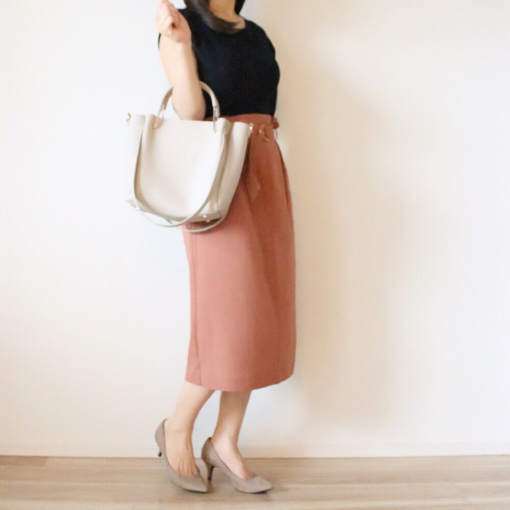 ほんのり「秋色」のきれいめコーデ！　落ち着きカラーで上品な着こなし【しまりんごの毎日しまむらコーデ～アメブロトップブロガー～ Vol.56】