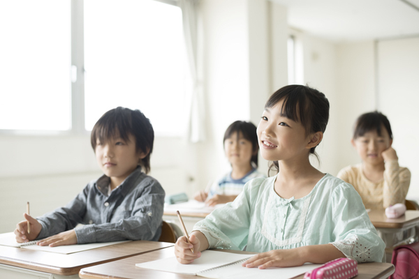 「夏休み明け不登校」子どもが発するSOS、原因、対処法
