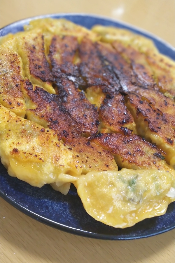 外遊びができないときは「親子クッキング」が最高！　子どもが楽しめる料理は…【チッチママ＆塩対応旦那さんの胸キュン子育て 第45話】