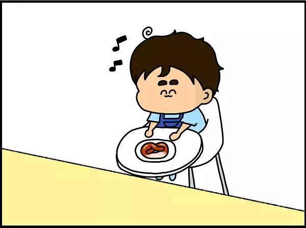 お下がりの高級ベビーチェアで遊ぶ息子に母ドキドキ！　 結局は…【ドイツDE親バカ絵日記 Vol.6】