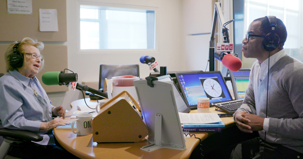 91歳の現役セックスセラピストが主人公の映画に学ぶ「子育てのヒント」とは