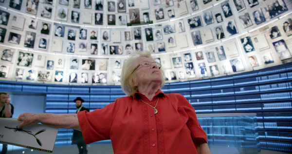 シングルマザー、3度の結婚、91歳の現役セックスセラピストの「ブレない生き方」から学べること