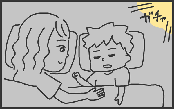 1日の終わりの大仕事！ 「寝たふり」のつもりが「寝落ち」で後悔の日々【メンズかーちゃん～うちのやんちゃで愛おしいおさるさんの物語～ 第69回】