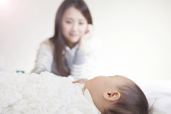 【医師監修】新生児のしゃっくりが多くて苦しそう！　対処方法は？