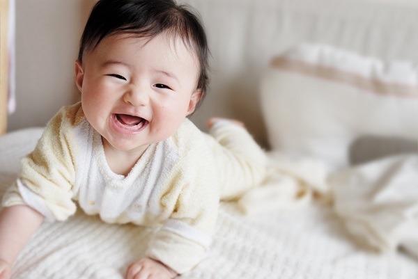 【医師監修】新生児のしゃっくりが多くて苦しそう！　対処方法は？