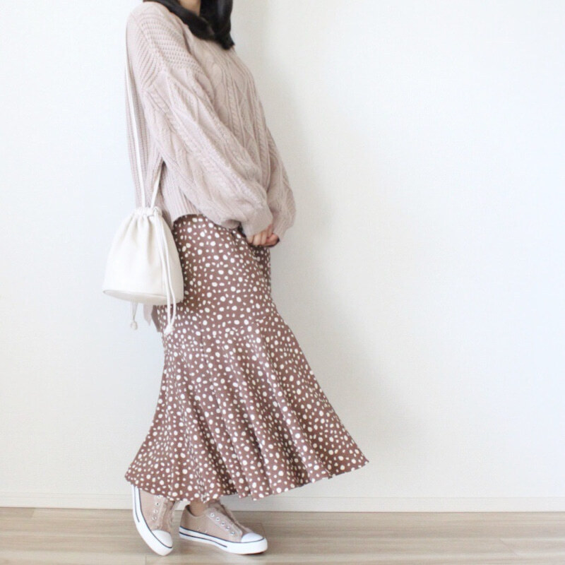 「しまむら」着るだけでトレンドになる！　ベージュニットで秋コーデ【しまりんごの毎日しまむらコーデ～アメブロトップブロガー～ Vol.60】