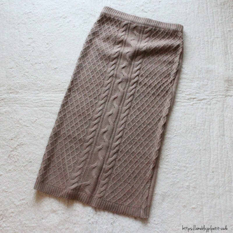 「しまむら」着るだけでトレンドになる！　ベージュニットで秋コーデ【しまりんごの毎日しまむらコーデ～アメブロトップブロガー～ Vol.60】