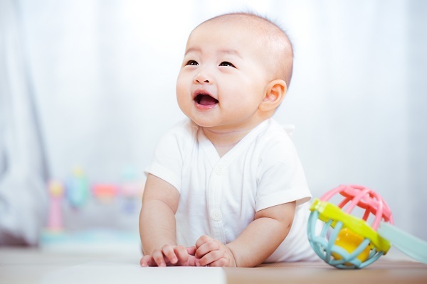 【医師監修】突発性発疹はどんな病気？　保育園はいつから行ける？