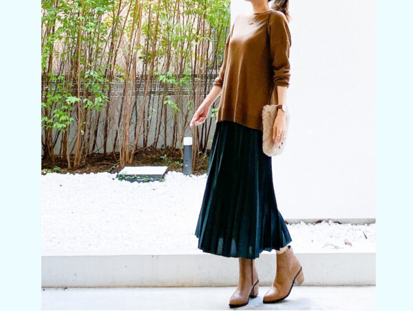 大人かわいいユニクロのトップスは「オン」させたい！　着痩せのベストバランスは？【ユニクロ大人コーデ～アメブロ30代ファッション1位 Hanaさん ～ Vol.63】