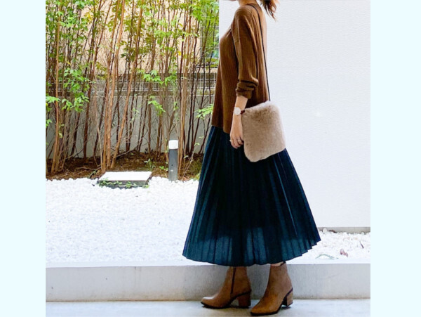 大人かわいいユニクロのトップスは「オン」させたい！　着痩せのベストバランスは？【ユニクロ大人コーデ～アメブロ30代ファッション1位 Hanaさん ～ Vol.63】