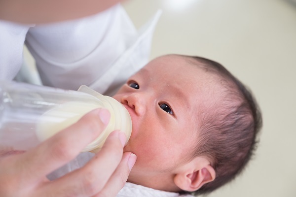 【医師監修】赤ちゃんの体重が増えない！　月齢別の平均体重は？