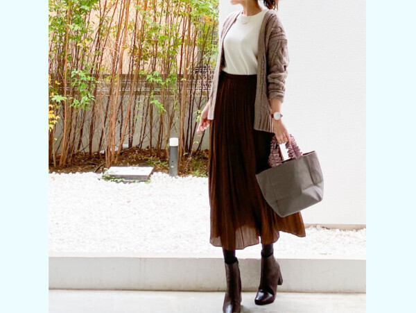 ユニクロのカーディガンが使える！　ママ会でふんわり羽織って優しさを演出【ユニクロ大人コーデ～アメブロ30代ファッション1位 Hanaさん ～ Vol.64】