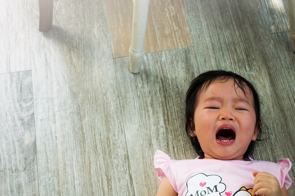 【医師監修】子どもが癇癪（かんしゃく）を起こすのは育て方のせい？