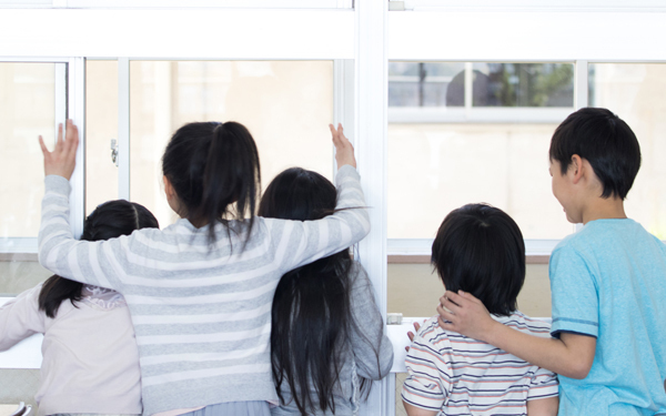 見て見ぬ振りされてきた多様な性を持つ子どもたち。私たちができることは？