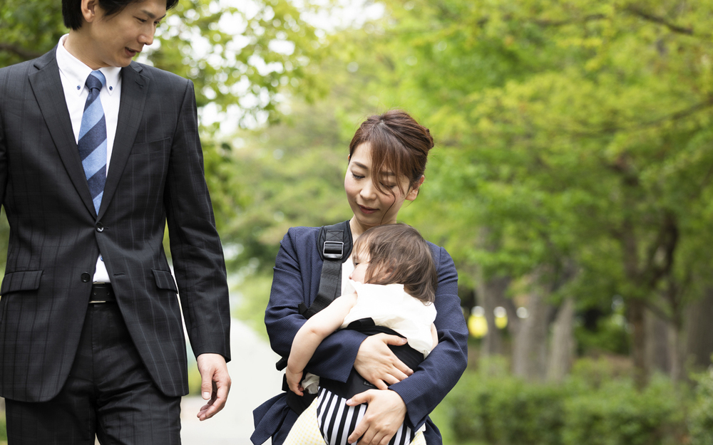 【夫婦の恋愛感情調査】恋心がよみがえる瞬間、男女として成り立つコツ【パパママの本音調査】  Vol.356