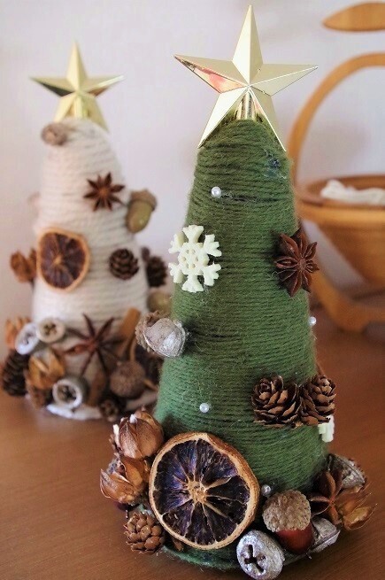 【100均＆プチプラ】で楽しむクリスマスインテリア6選　モノトーンからナチュラル系まで！
