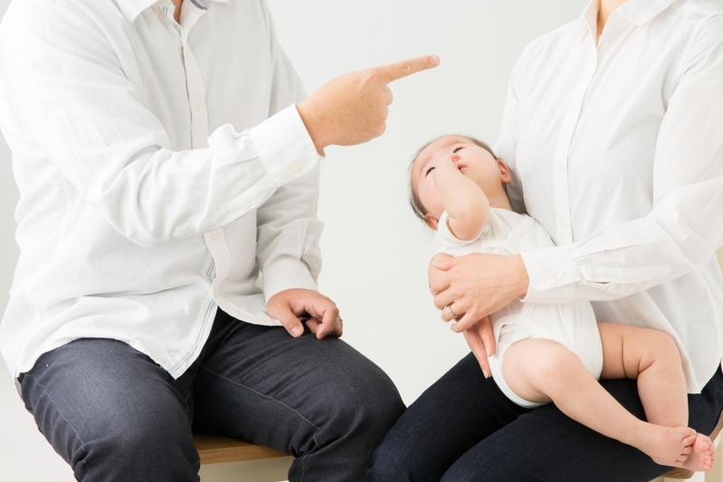 子どもが生まれて仲良くなる夫婦、仲が悪くなる夫婦