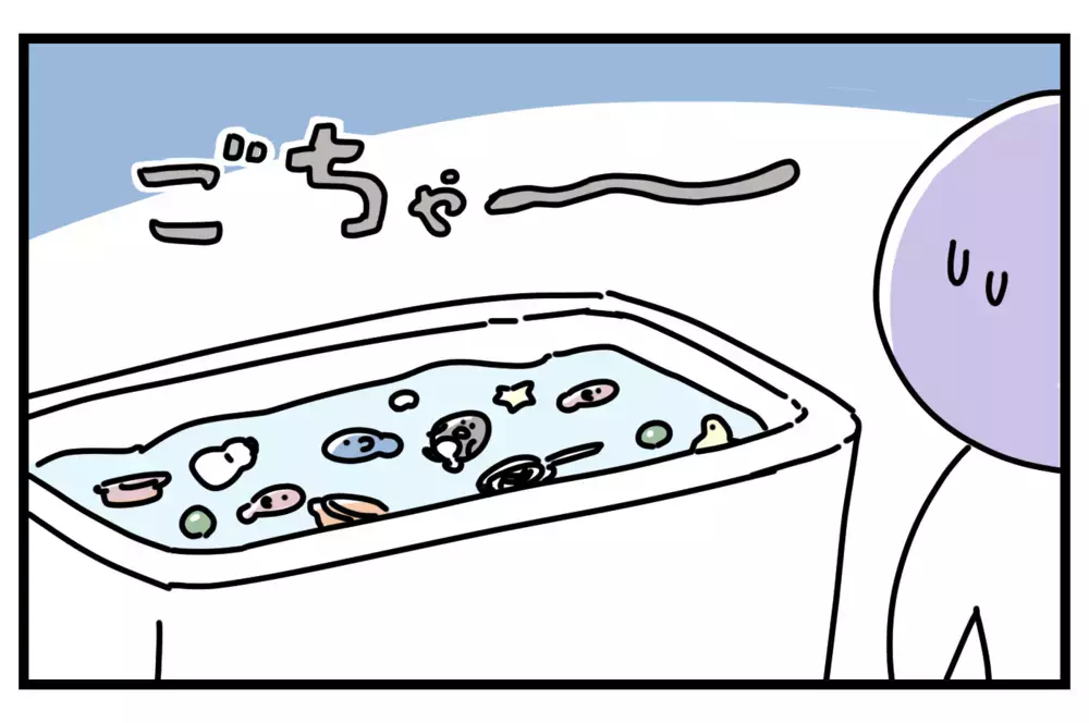 「お風呂のおもちゃが散らかる問題」を10秒で解決する100円便利グッズ【おばバカ一代 第22話】