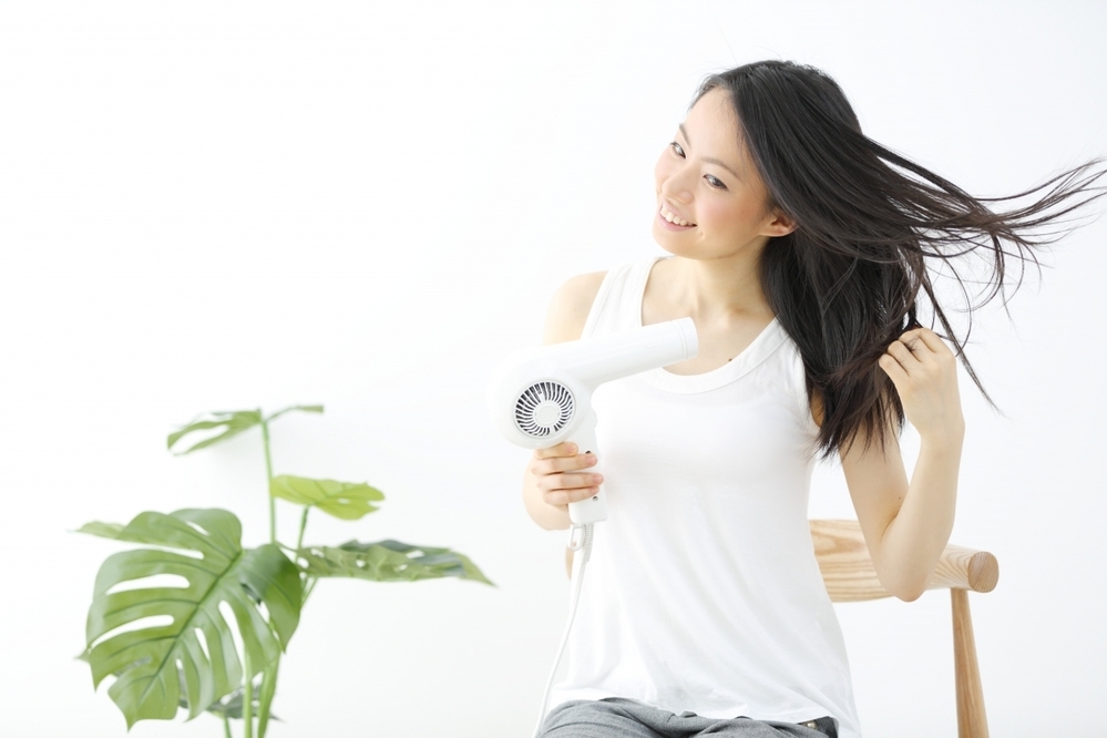 【医師監修】髪の毛がどんどん抜ける!?　抜け毛の理由と対策方法