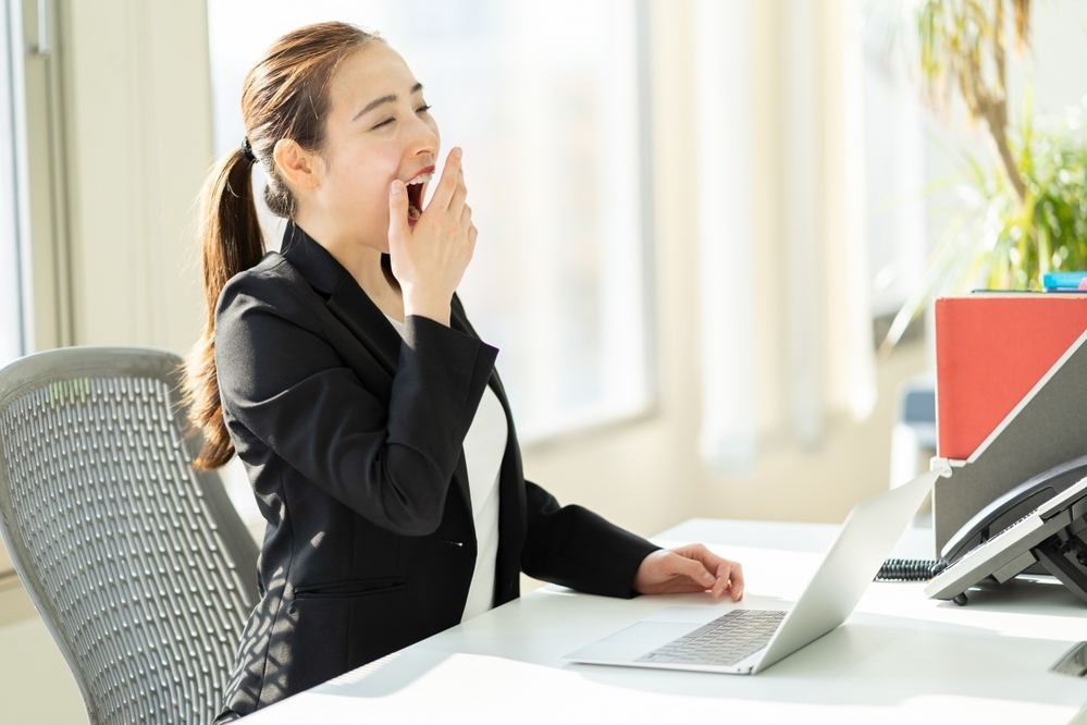 【医師監修】生理前眠いのはどうして？　眠い時の対策も知っておこう