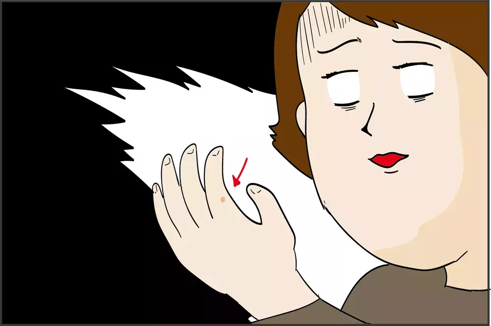 「手足口病」の悪夢が再びわが家を襲った！ つらすぎる、その意外な症状とは？【ズボラ母の三兄弟カオス日記 第49話】