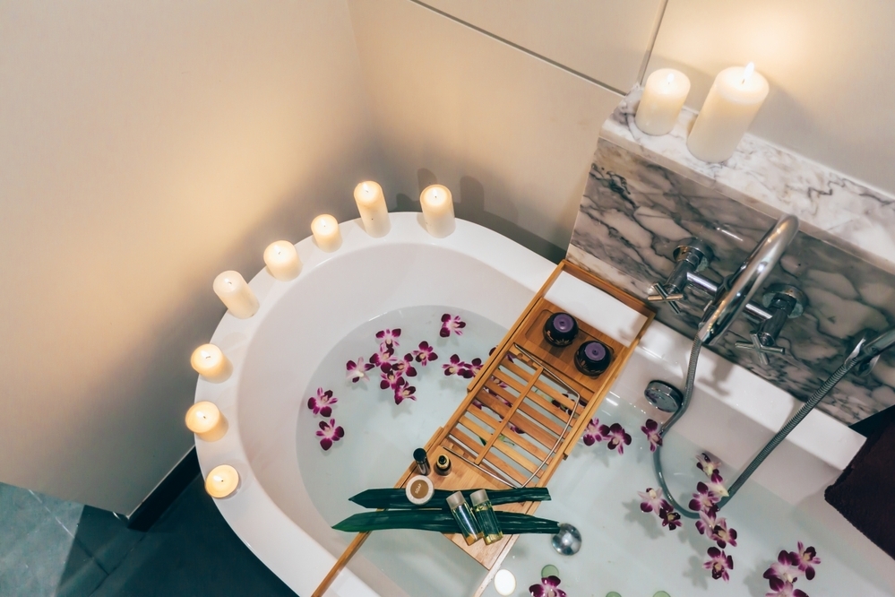 【医師監修】頭皮が臭いのはストレスのせい？　ニオイの原因と対策