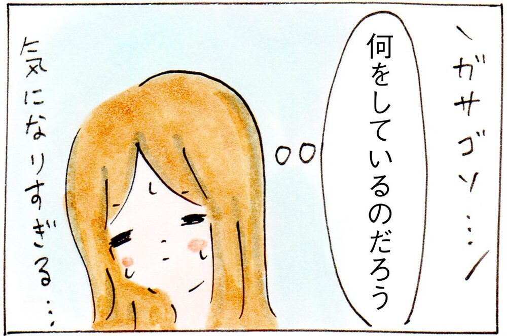 のんびり入浴タイムはまだまだ先!? ◯◯しながらママのお風呂上がりを“出待ち”する娘【子育てログ！リンゴ日和。 第28話】