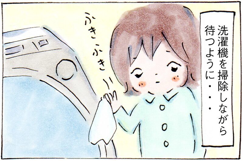 のんびり入浴タイムはまだまだ先!? ◯◯しながらママのお風呂上がりを“出待ち”する娘【子育てログ！リンゴ日和。 第28話】