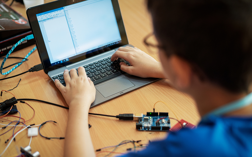 【休校中の学習実態】浮かび上がる格差に悲痛な声。今できる子どもとの関わり方【パパママの本音調査】  Vol.361