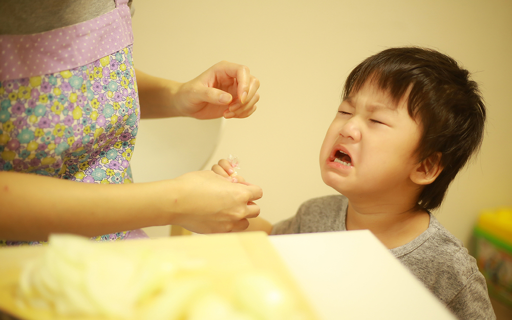 「何であなたは！」「お父さんソックリ」9割の親が後悔…子どもを傷つけた言葉【パパママの本音調査】  Vol.364