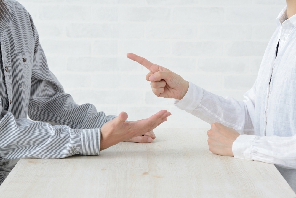 妻が傷つく夫の嫌味「いつも子どもと一緒でいいよな」イライラはどうかわす？【ココロで読み解く「ママのお悩み相談室」  第10回】